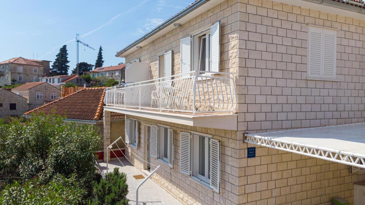 Siriscevic Apartment Korčula Buitenkant foto